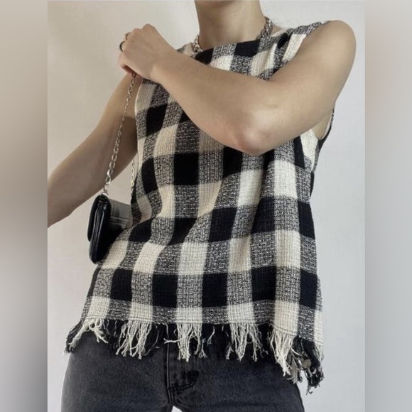 Zara Boxy Ivory/Black Checkered Top w Fringe - Picture 2 of 8